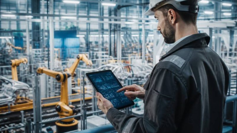 Digitale kompetenzen in der Industrie 4.0: so stärken Unternehmen ihre Wettbewerbsfähigkeit